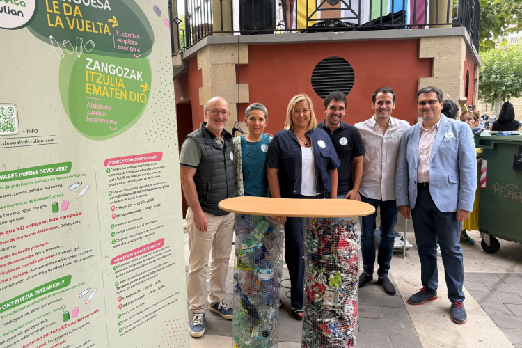 Fotografía del personal técnico de Medio Ambiente y de la Mancomunidad de Sangüesa