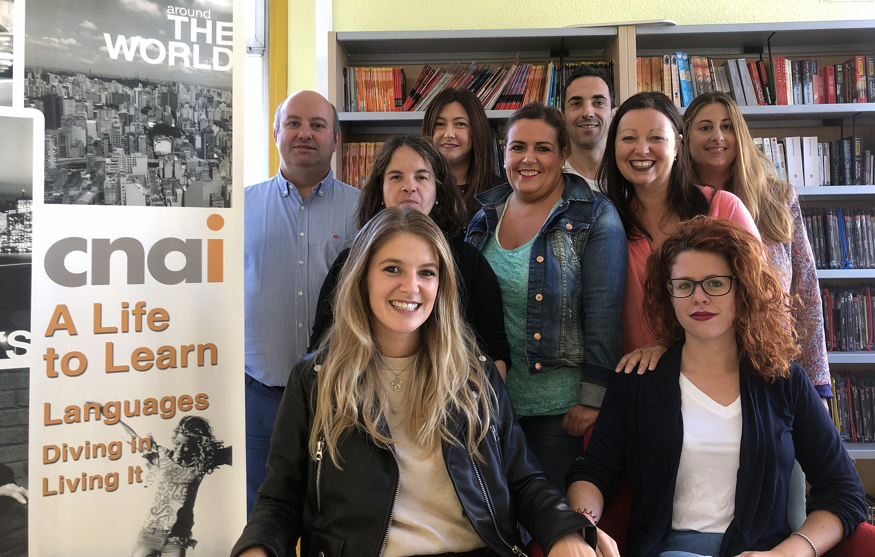Fotografía de varias personas en las instalaciones de CNAI