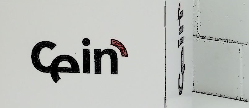 Fotografía de logotipo de Cein sobre un fondo blanco.