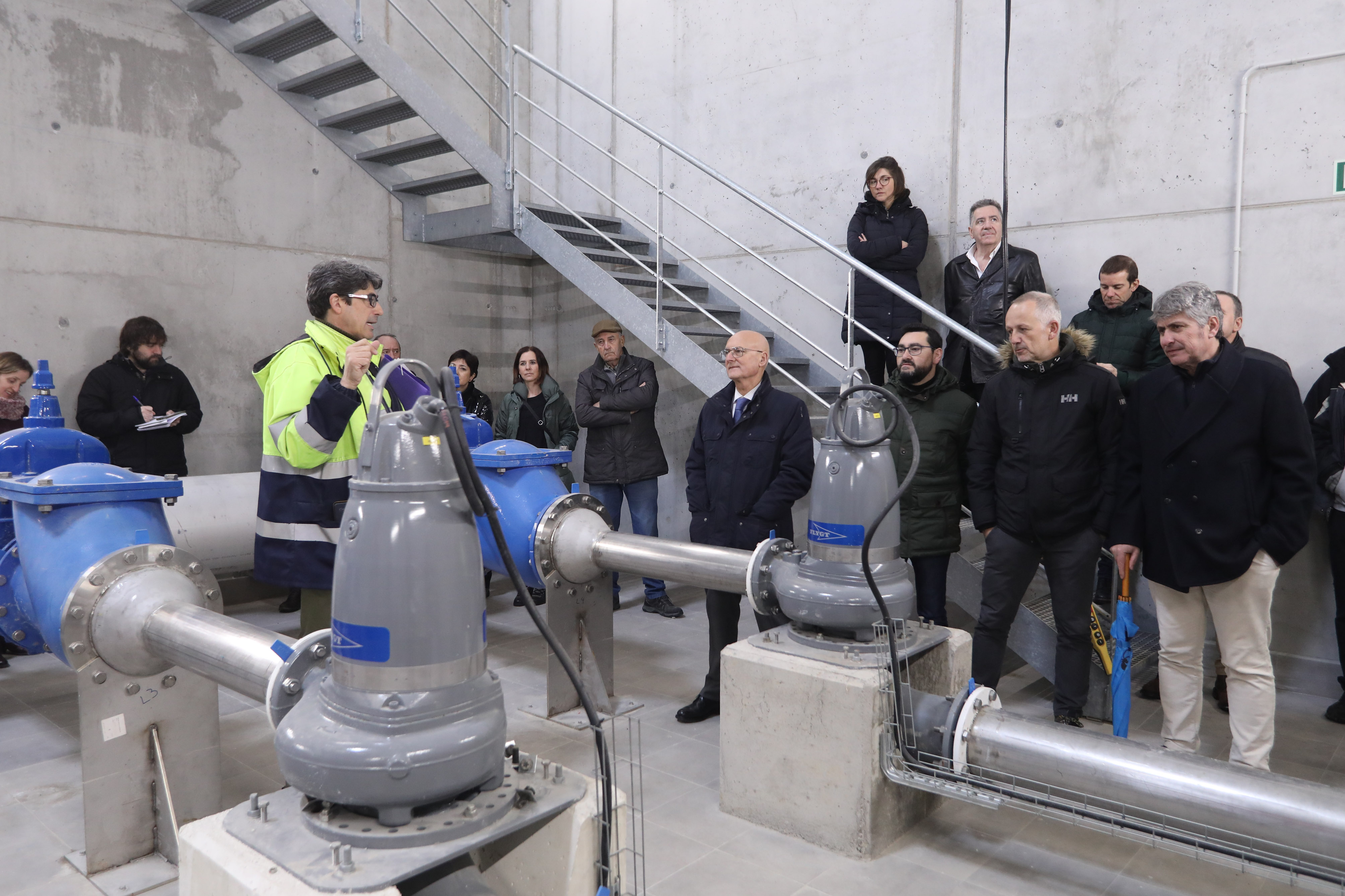 Asistentes a la inauguración