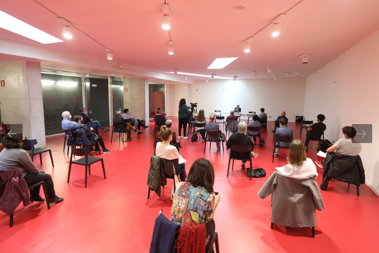 Asistentes a la jornada informativa sobre la comunidad ciudadana de energía.