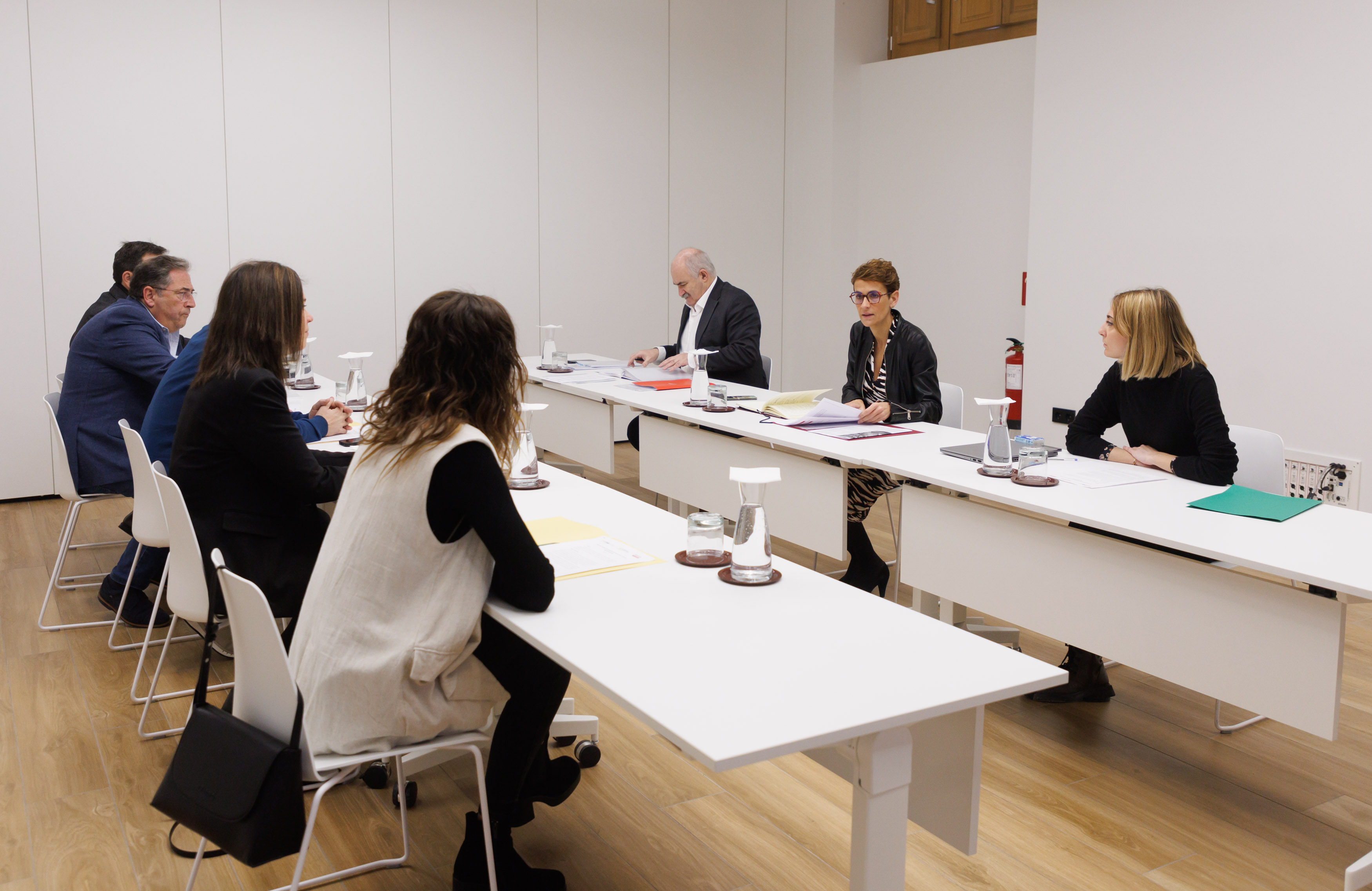 Fotografía de un momento de la reunión ha estado presidida por la Presidenta Chivite