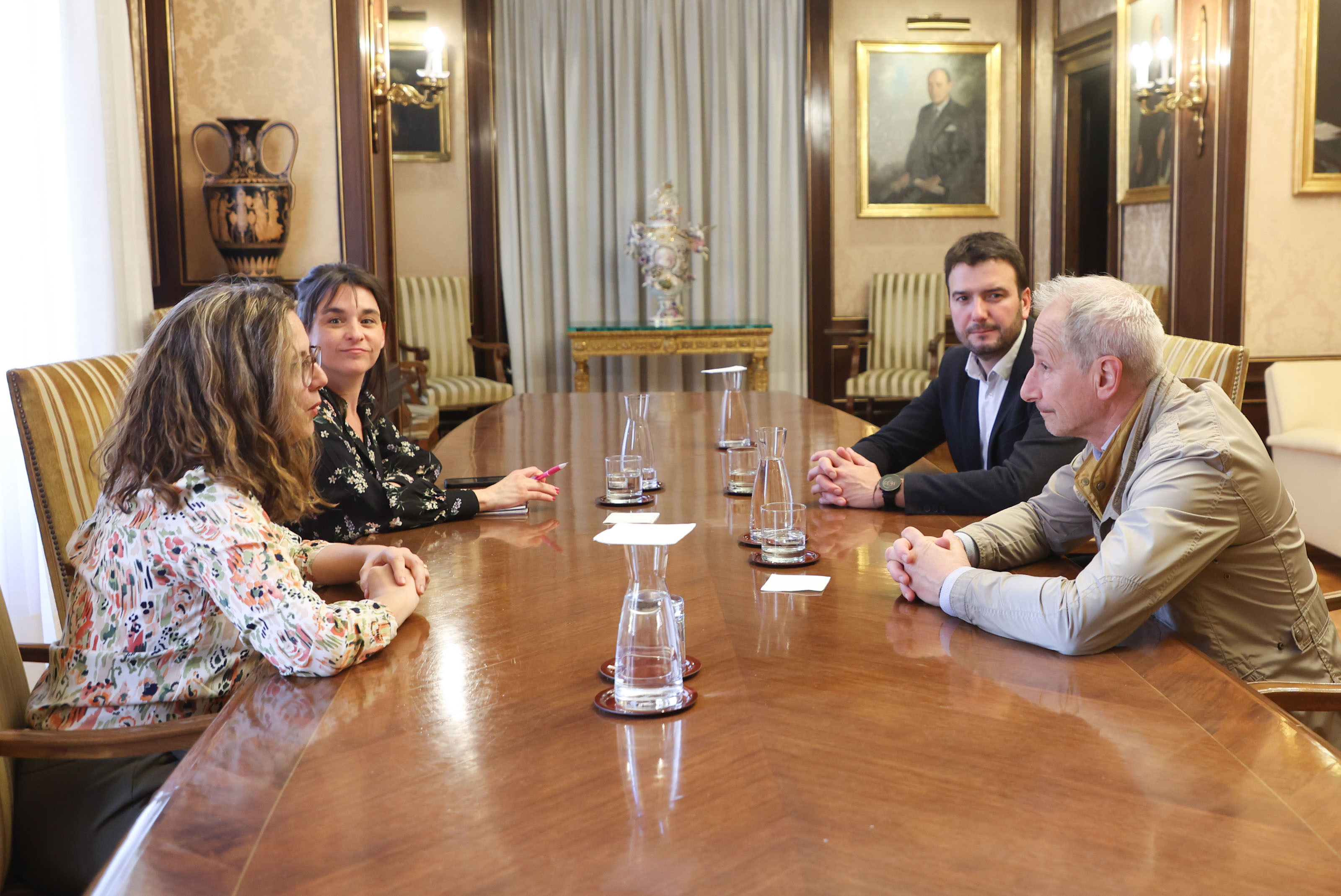 Fotografía de un momento de la reunión