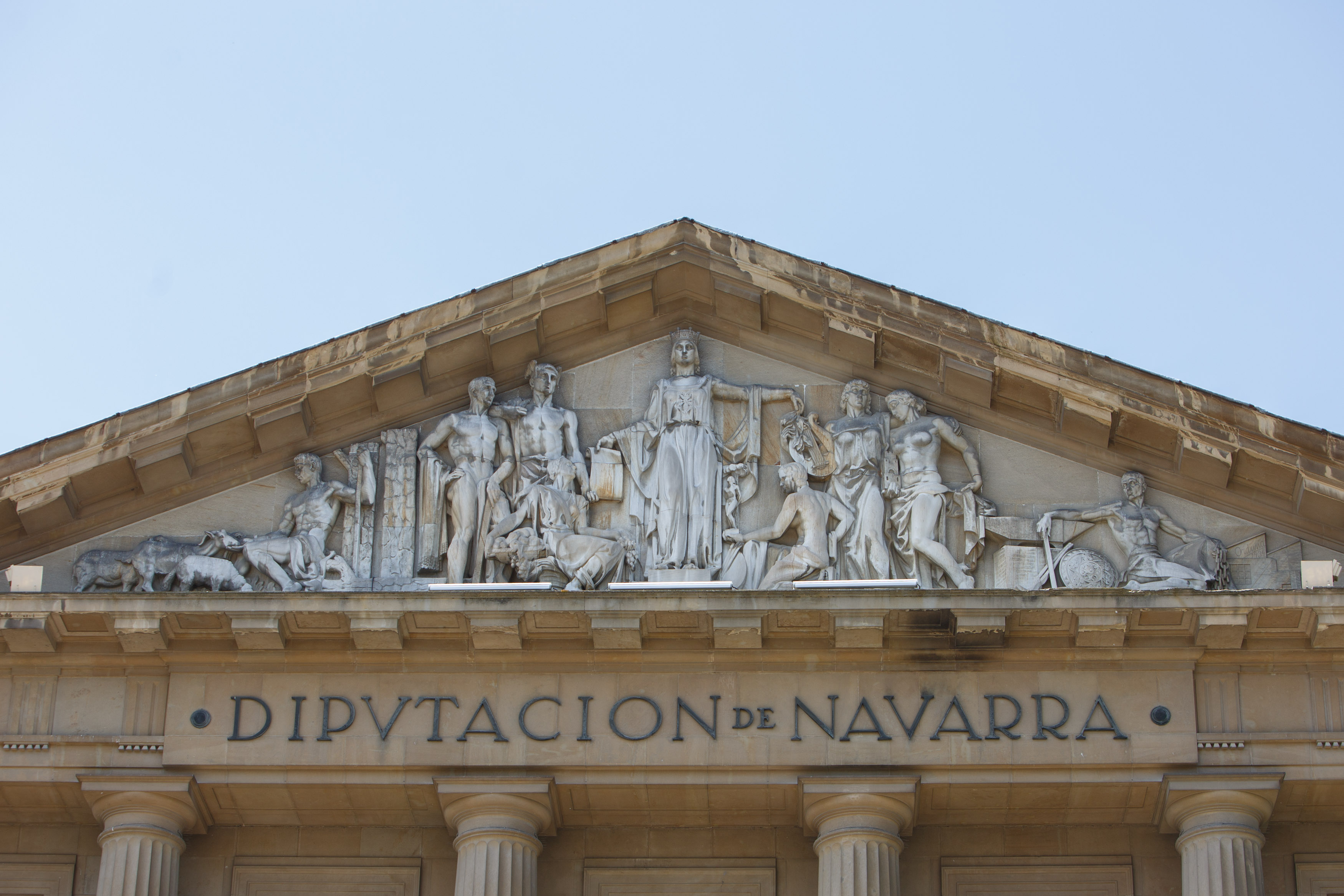 Fotografía de la fachada del Palacio de Navarra, sede del Ejecutivo foral.