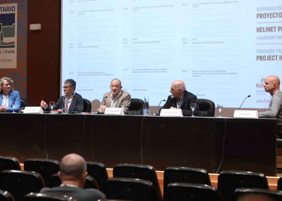 Fotografia durante la comparecencia del proyecto