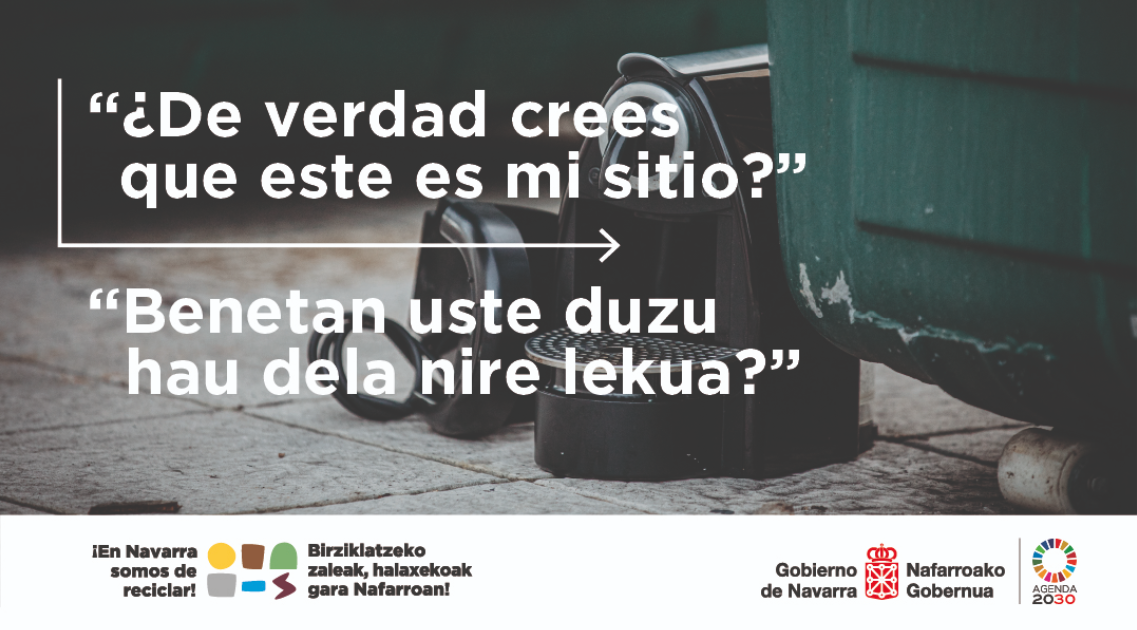 Fotografia del cartel de la campaña en torno a la gestión de residuos en las compras online y de aparatos eléctricos y electrónicos