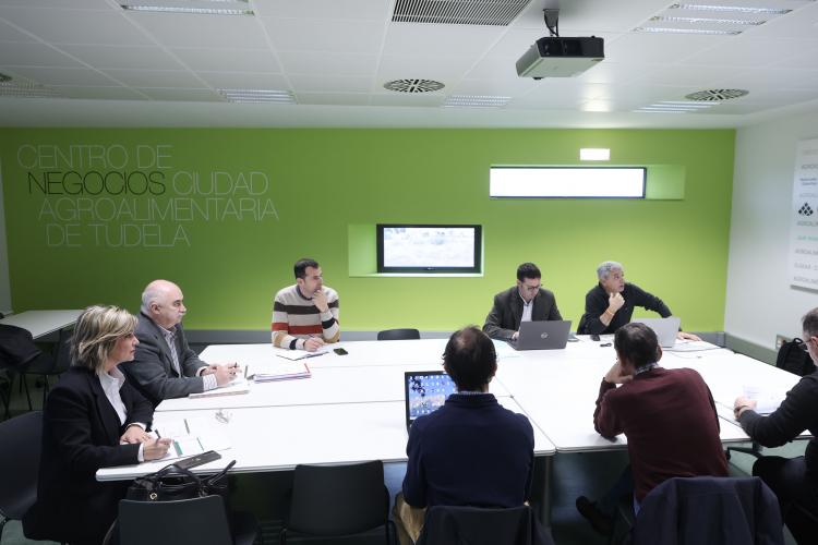 Fotografía de un momento de la celebración del Consejo de Administración de CAT