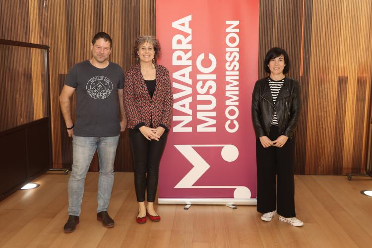 Fotografía de Fernando F. Garayoa, Rebeca Esnaola y Paula Noya.