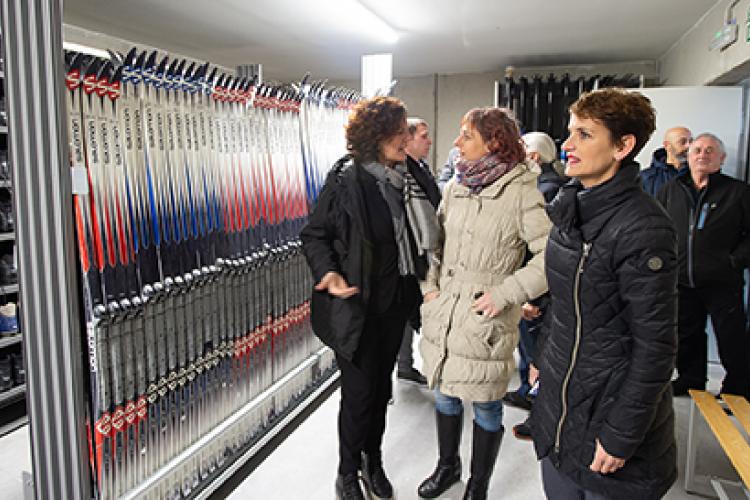 Visita institucional a las nuevas instalaciones del centro de montaña Irati-Abodi