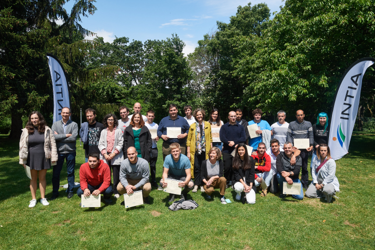 Fotografía de todos los que participaron en la entrega de premios.