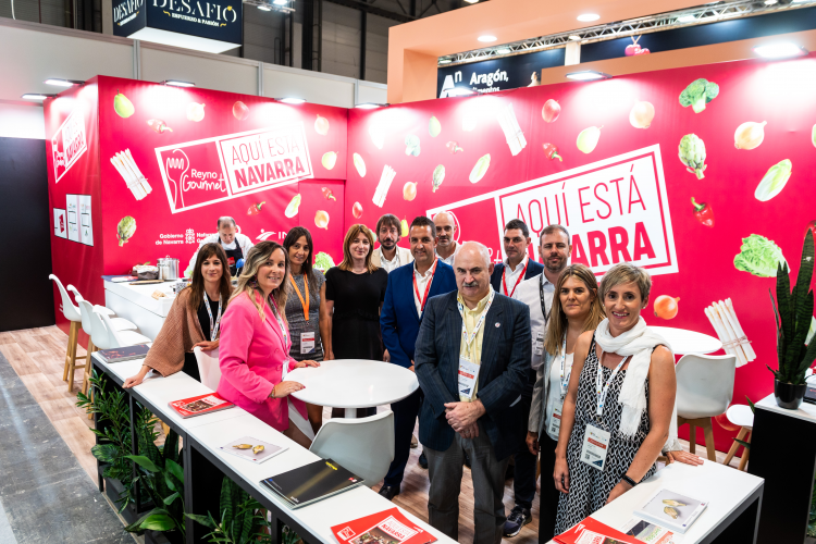 Fotografía de los asistentes a la feria.