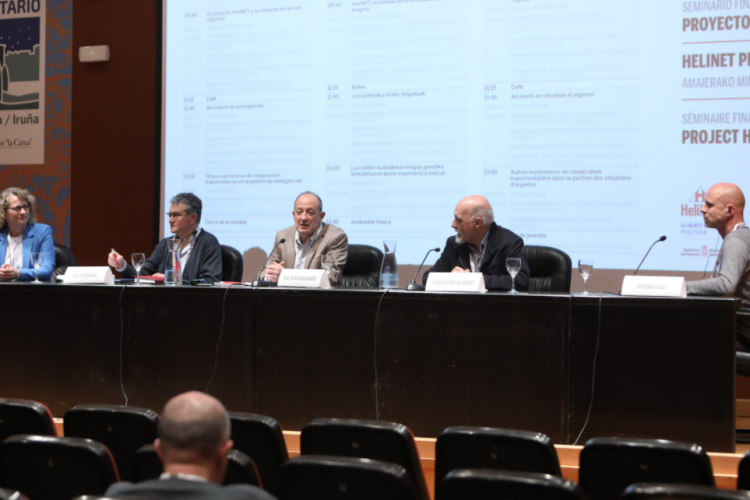 Fotografia durante la comparecencia del proyecto