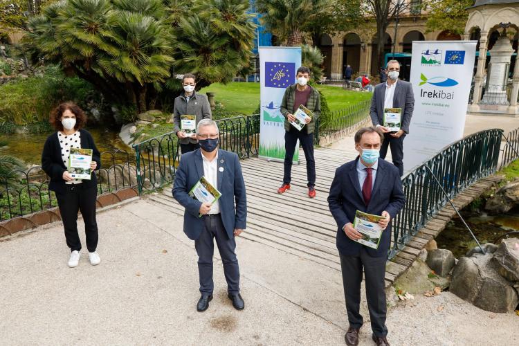 Participantes en la reunión