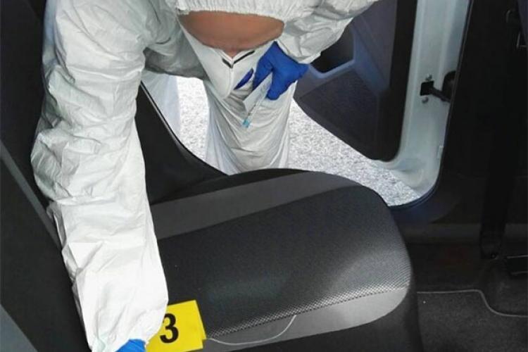 Según ha informado la Policía foral, las 234 muestras han servido para esclarecer hasta el momento 25 delitos graves: 18 robos con fuerza, 3 agresiones sexuales, 2 delitos de robo y hurto de uso de vehículo, 1 robo con violencia e intimidación y 1 delito contra la salud pública.