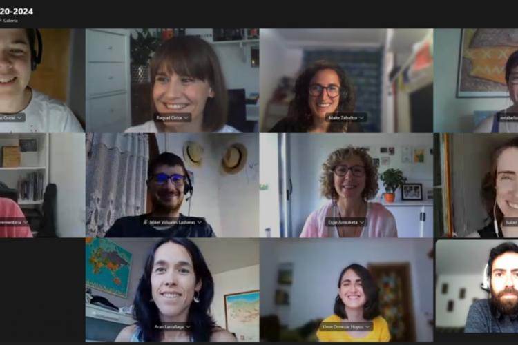 Fotografía de una reunión virtual de parte del equipo de Tracasa que trabaja en el proyecto. 