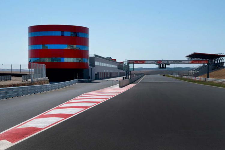 NICDO-Circuito de Navarra - Torre de Control, Arco de Salida